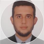 Profesor de Biología que da clases a niños de todas las edades